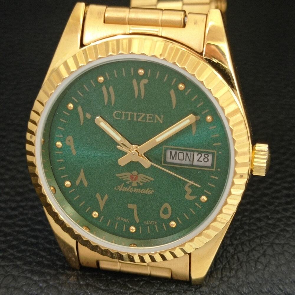 Vintage 1983 Citizen Automatic Mens Gold Watch W/daydate & Green accents - Picture 3 of 10